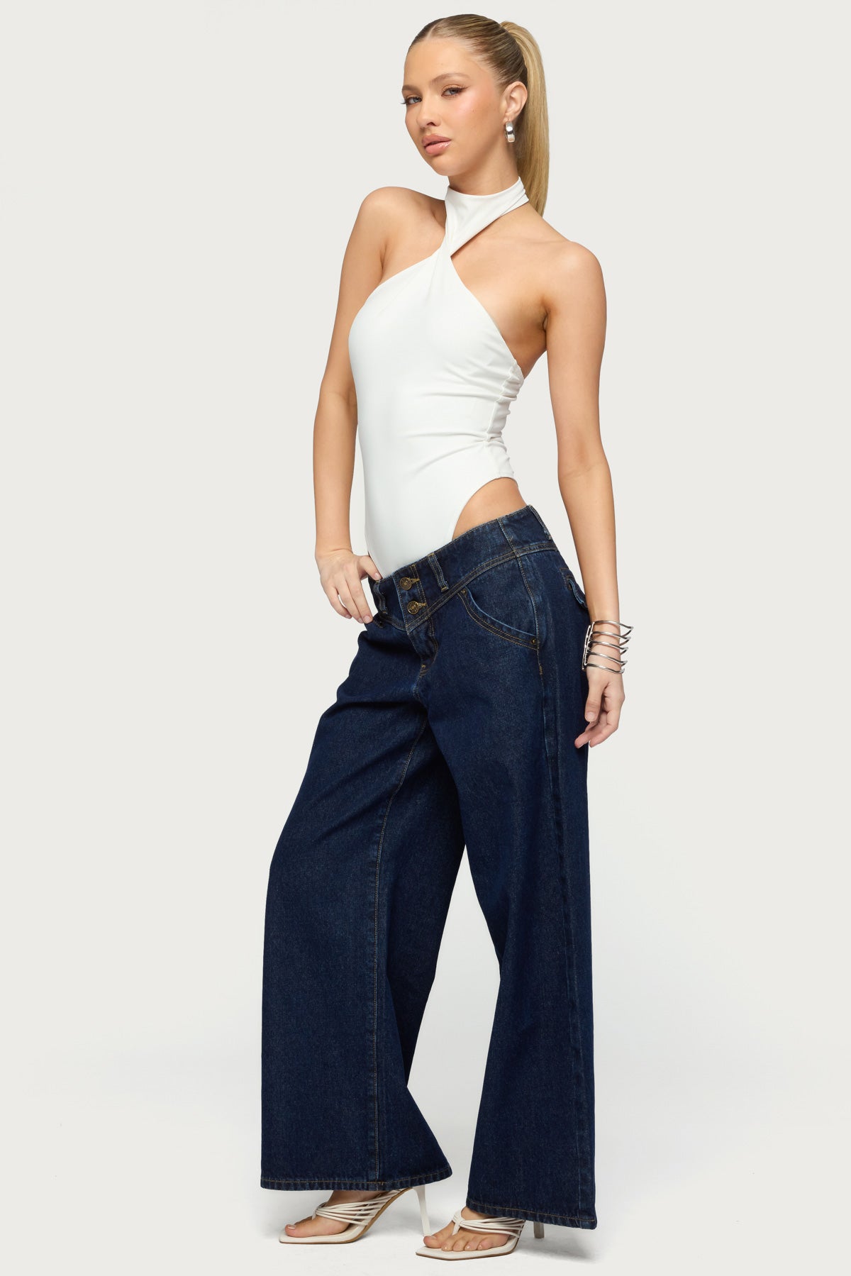 Petite Meredith Low Rise Wide Leg Jeans - Image 3
