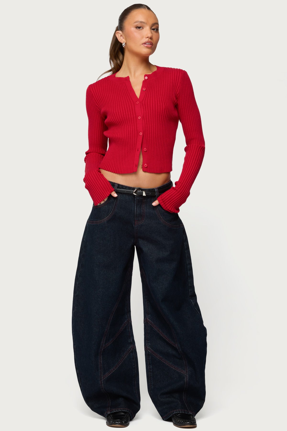 Double Pocket Low Rise Barrel Leg Jeans - Image 5