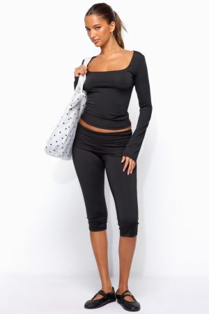 Ravena Foldover Capri Leggings