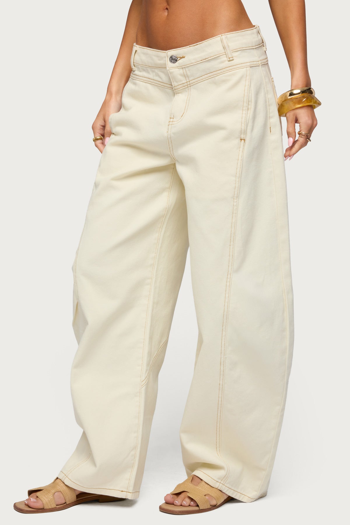 Gili Contrast Stitch Low Rise Barrel Jeans - Image 4