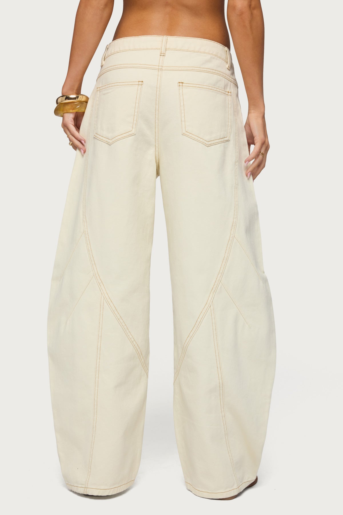 Gili Contrast Stitch Low Rise Barrel Jeans - Image 5